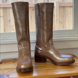 Frye Women’s Campus 14L Boot Size 7.5